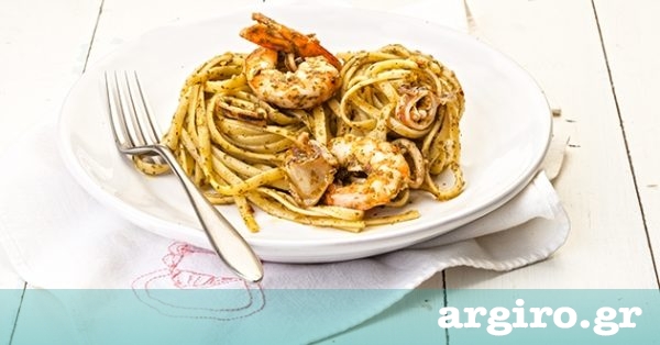 Gastronomicdiff Lingkouini Me Methusmena Thalassina Kai Saltsa Pesto To Prwino